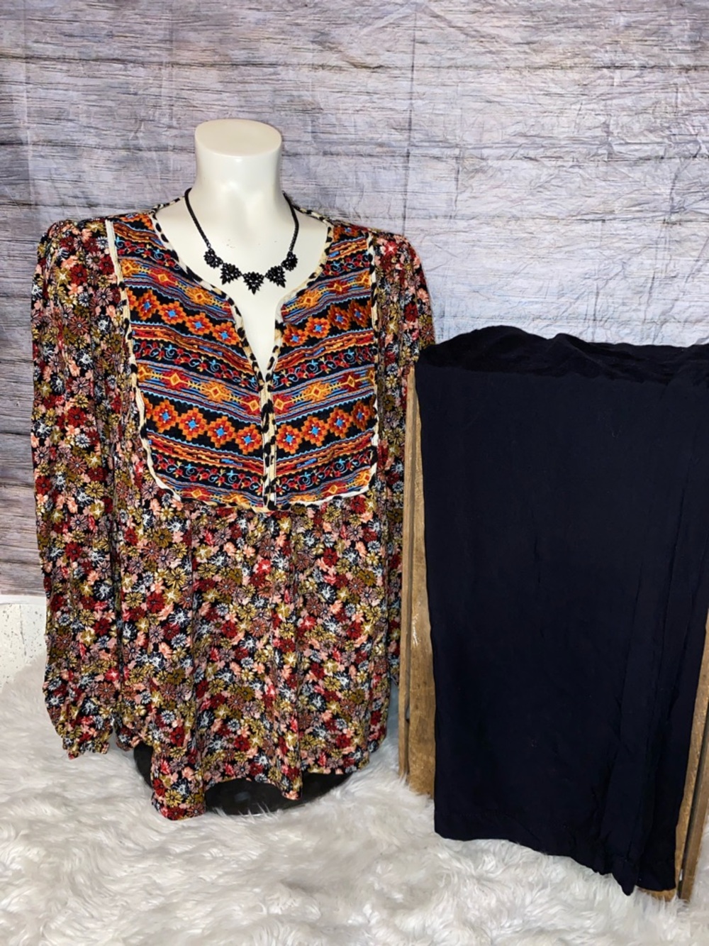 Savanna Jane Multicolor Embroidered Boho Blouse